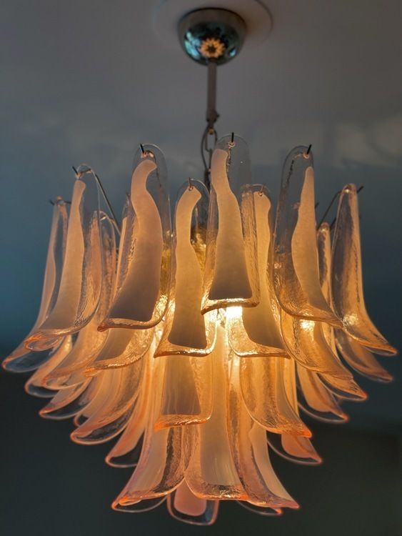 Lighting Murano Glass Chandelier Pink 'Mazzega'. Medium Size. photo