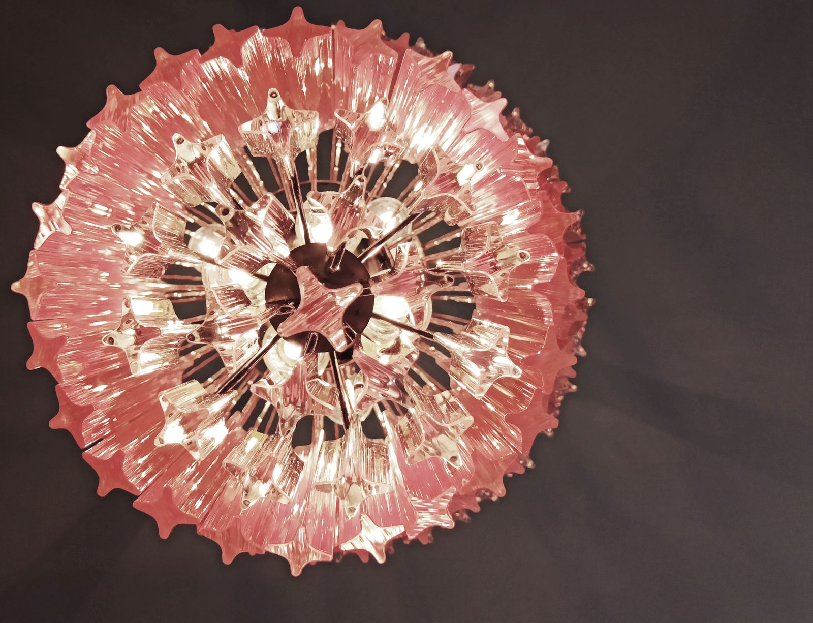 Murano Glass Chandelier    112 Pink Quadriedri photo Lighting