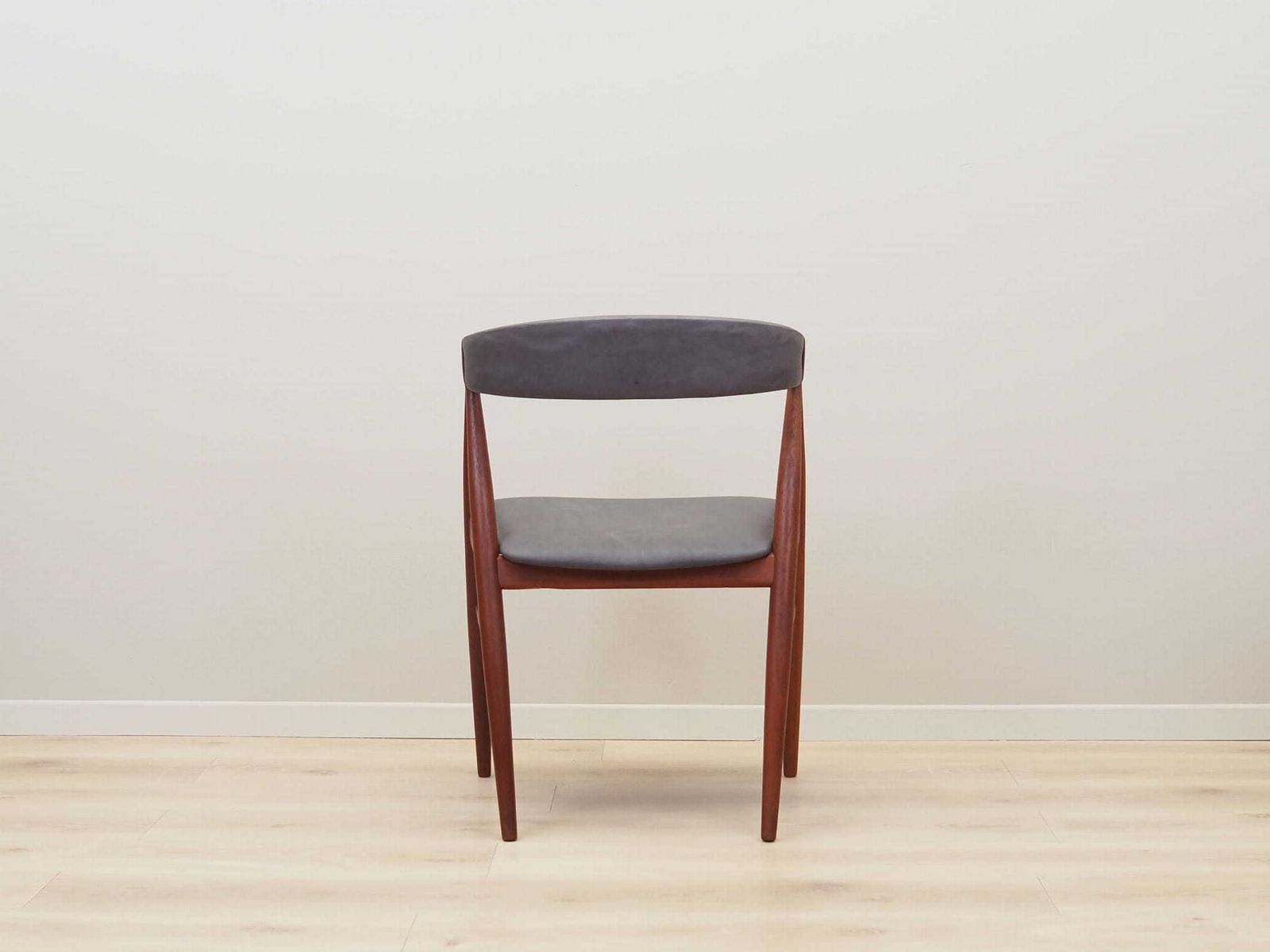 photo vintage Set Van Vier Teakhouten Stoelen, Deens Design, Ca. Jaren 1960, Ontwerpers: Ejner Larsen & Aksel Bender Madsen