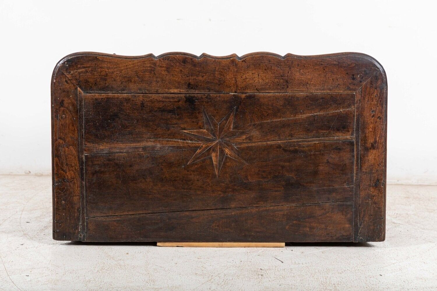 18thc French Provincial Serpentine Walnut Commode photo vintage