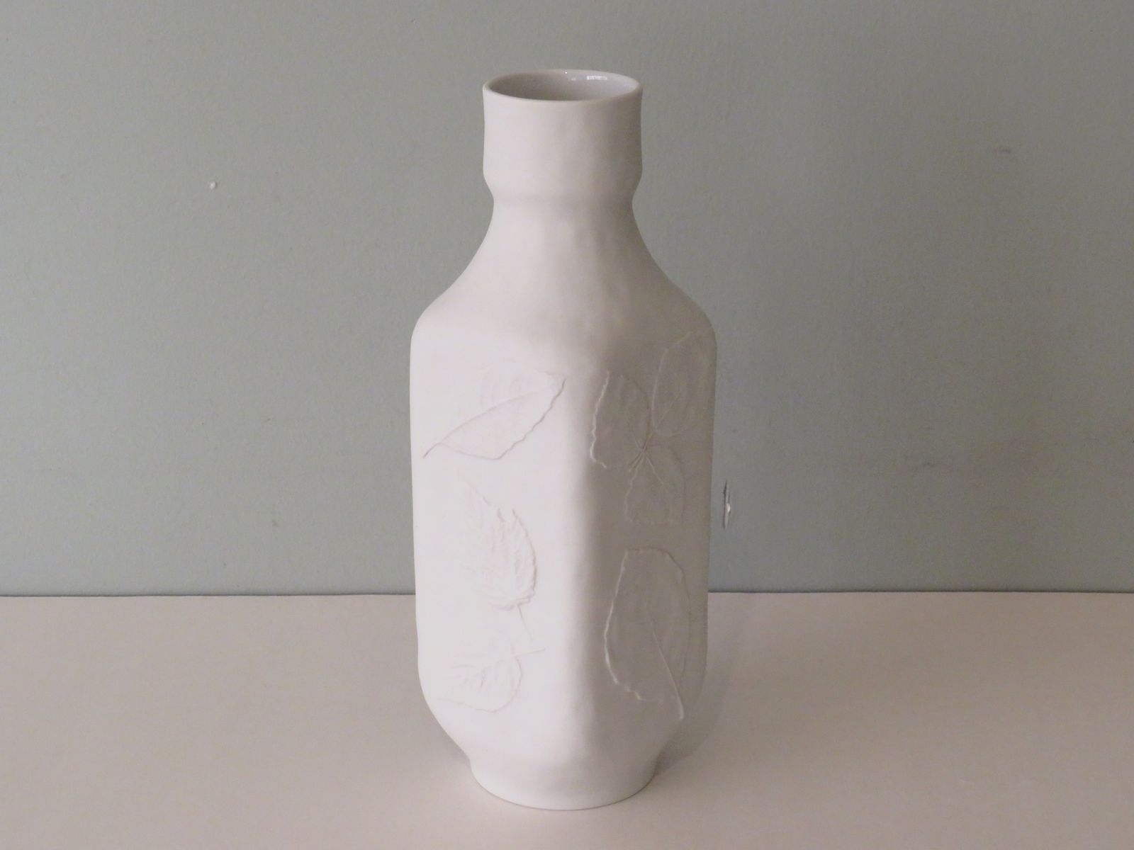 White Biscuit Vase With Floral Embossed Motif, Hutschenreuther, Germany 1970s photo vintage