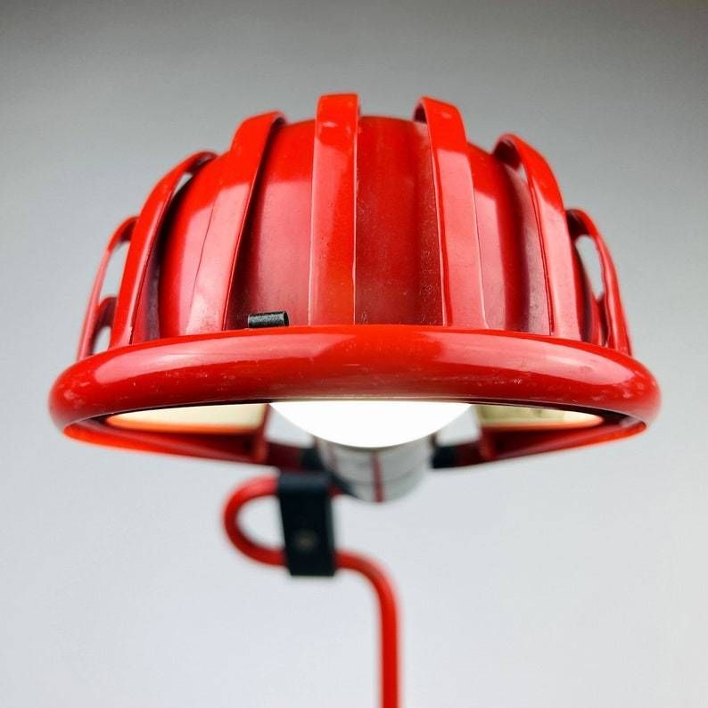 Mid Century Red Desk Lamp Igloo By Tommaso Cimini For Lumina Italy 1980s photo 392.0
