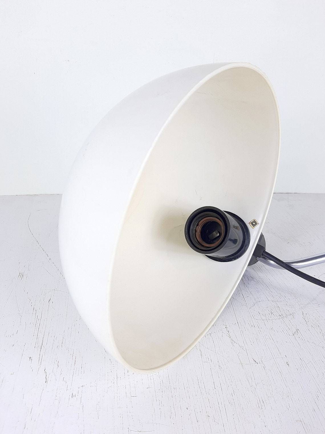 Mid Century Libellula Desk Lamp By Emilio Fabio Simion For Guzzini 1972 Modern White Table Lamp photo vinterior