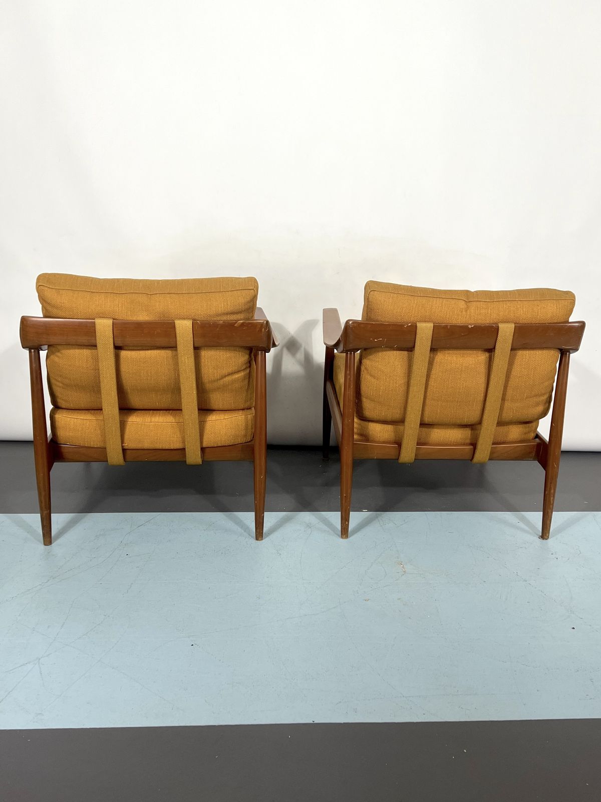 photo vintage Mid Century Modern Pair Of Walter Knoll Armchairs Model 550 From 50s