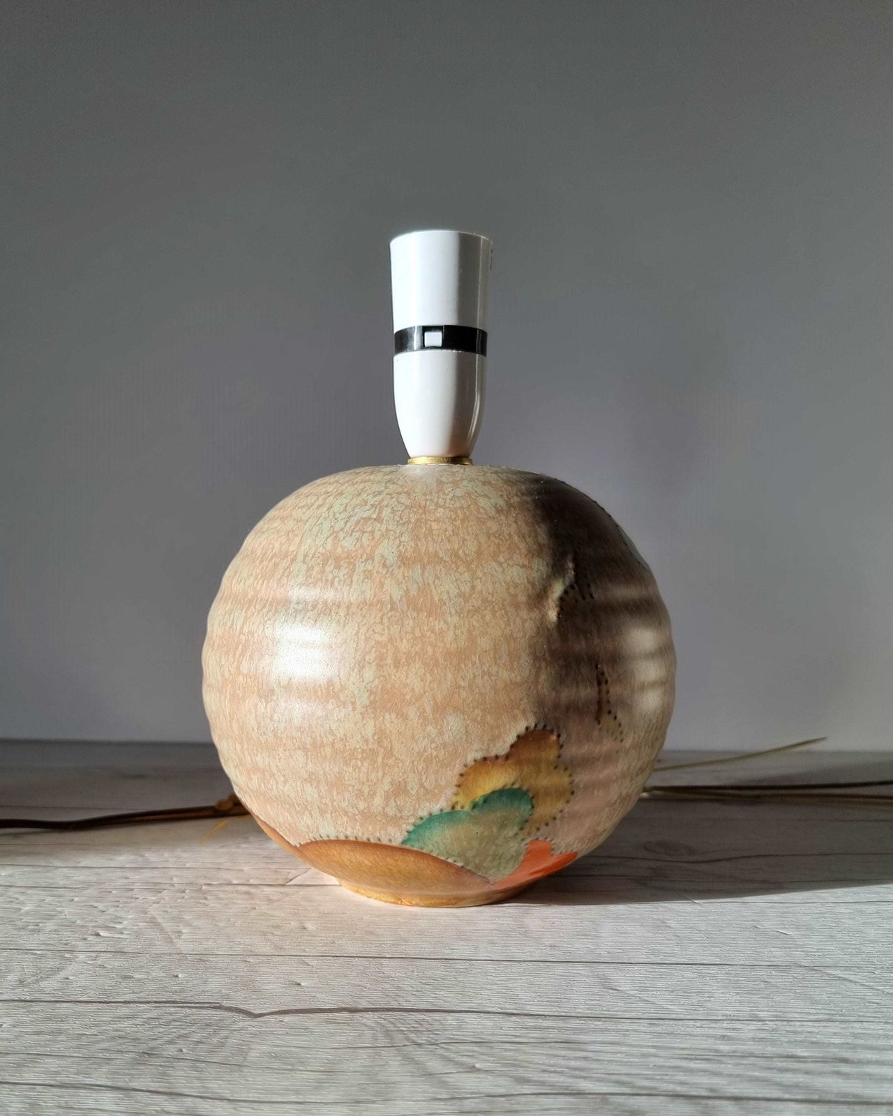 photo furniture Crown Devon, Att. Ditmar Urbach, Art Deco Stylised Stitch Tree Décor Globe Lamp Base, 1920s 30s