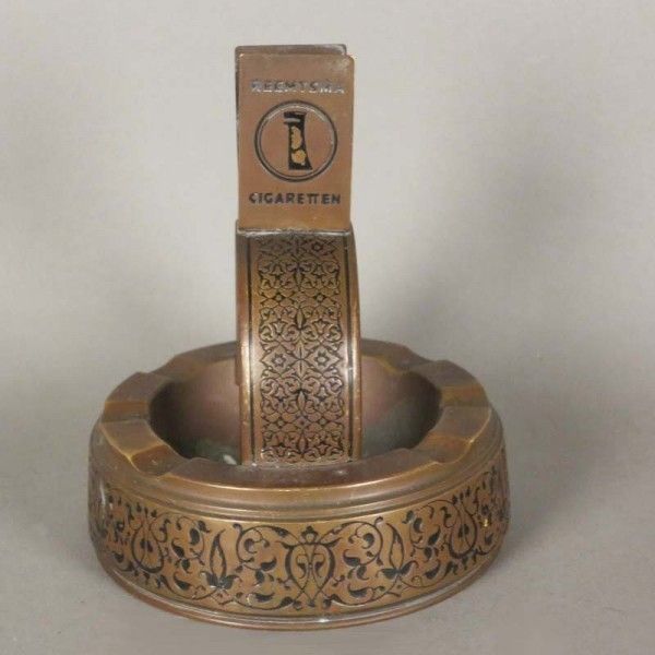 Art Nouveau Ashtray From Reemtsma. 1900   1920
