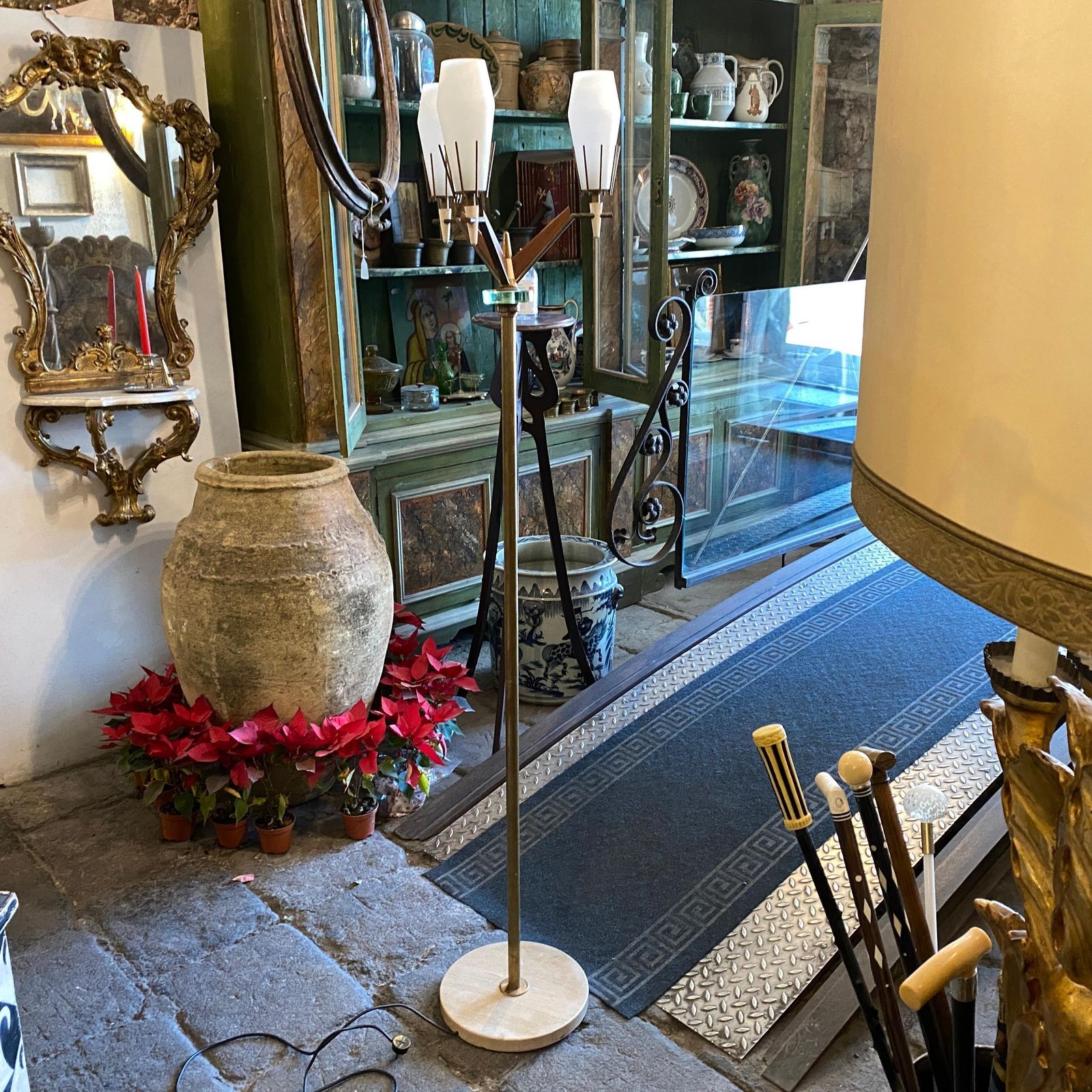1960s Arredoluce Mid Century Modern Brass And Glass Floor Lamp photo Lighting