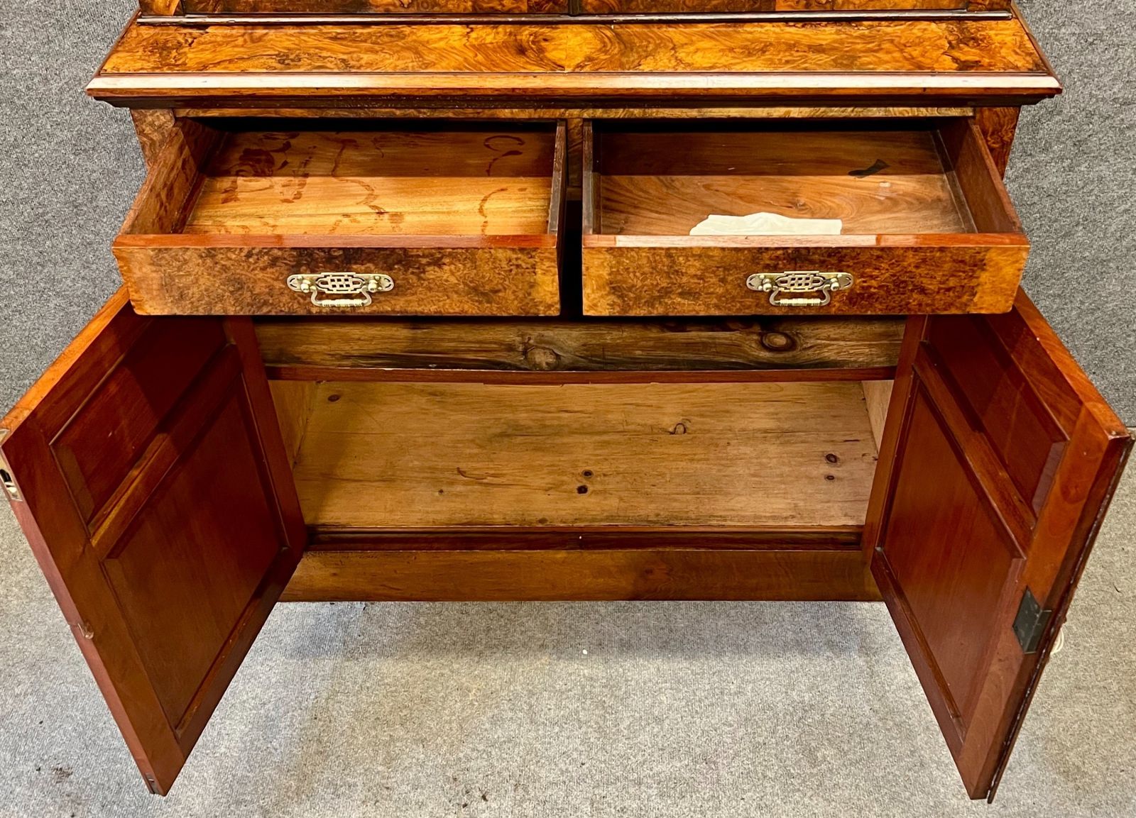 Good Quality Victorian Burr Walnut Bookcase photo furniture