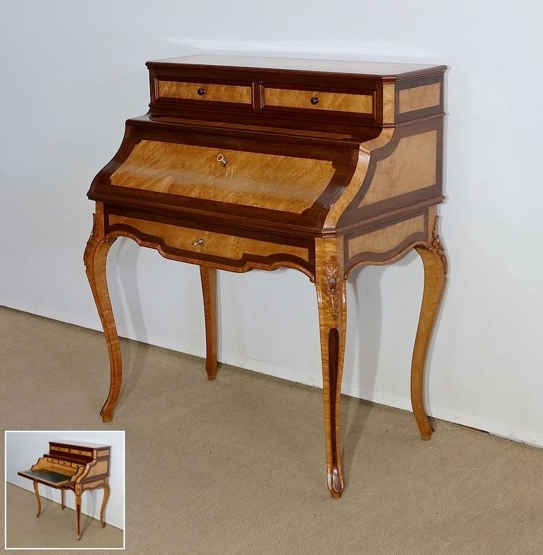 Rare Lady's Desk In Precious Wood, Louis XV Style, Napoleon III Period , 1850
