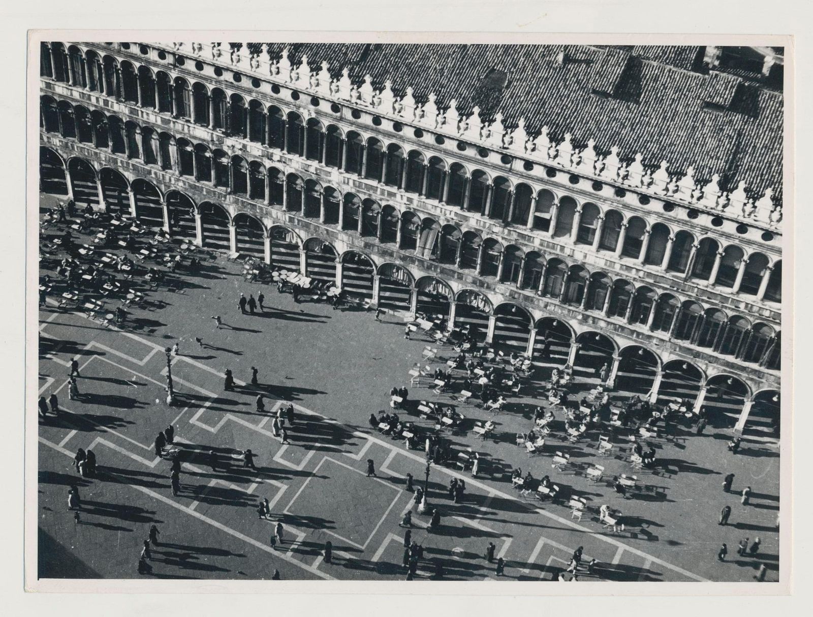 Erich Andres Venice   Crowded Marksquare, Italy, 1950s 1955