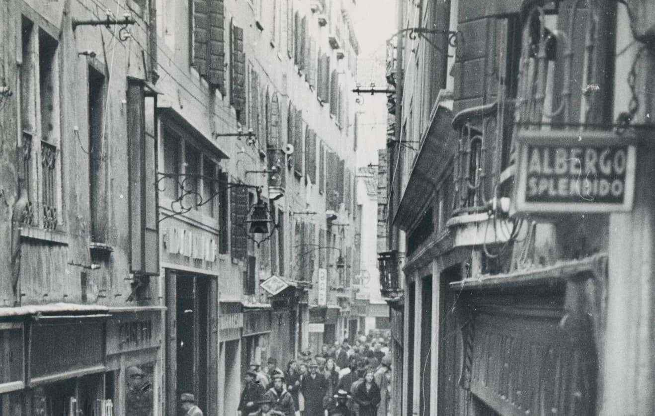 Erich Andres Shopping Street; Street Photography, Silver Gelatine Print, Italy 1950s photo for sale