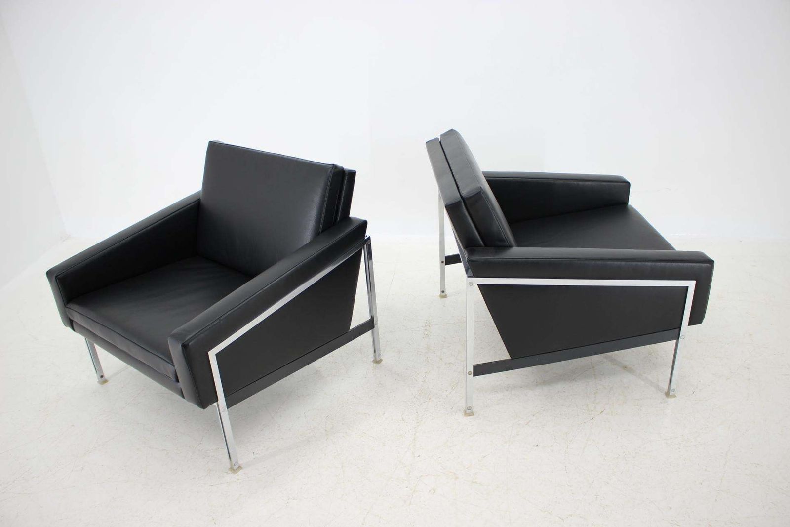 1960s Pair Of Steel And Leather Armchairs By Lübke, Germany photo Furniture