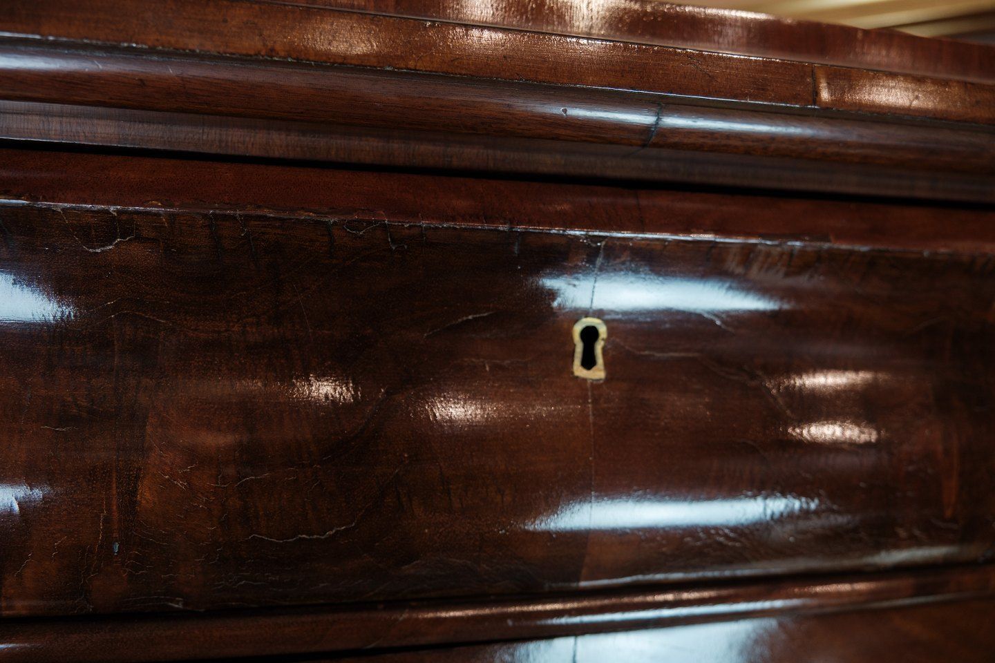 photo furniture Antique Late Empire Corner Cabinet With Shelves In Mahogany From 1840s