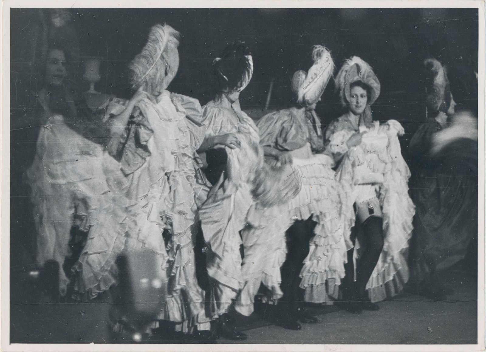Erich Andres Moulin Rouge Dancing  Black And White Paris 1950s,17,6 X 12,7 Cm 1955