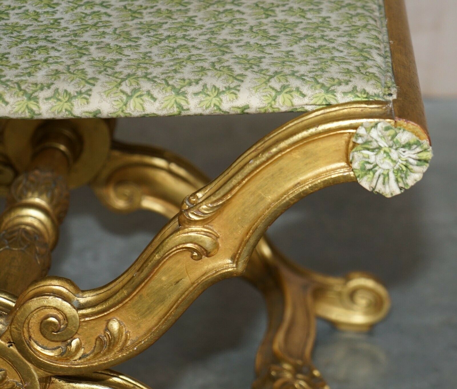 Stunning Antique 19th Century Hand Carved Giltwood Pliant X Frame Folding Stool photo 1950.0