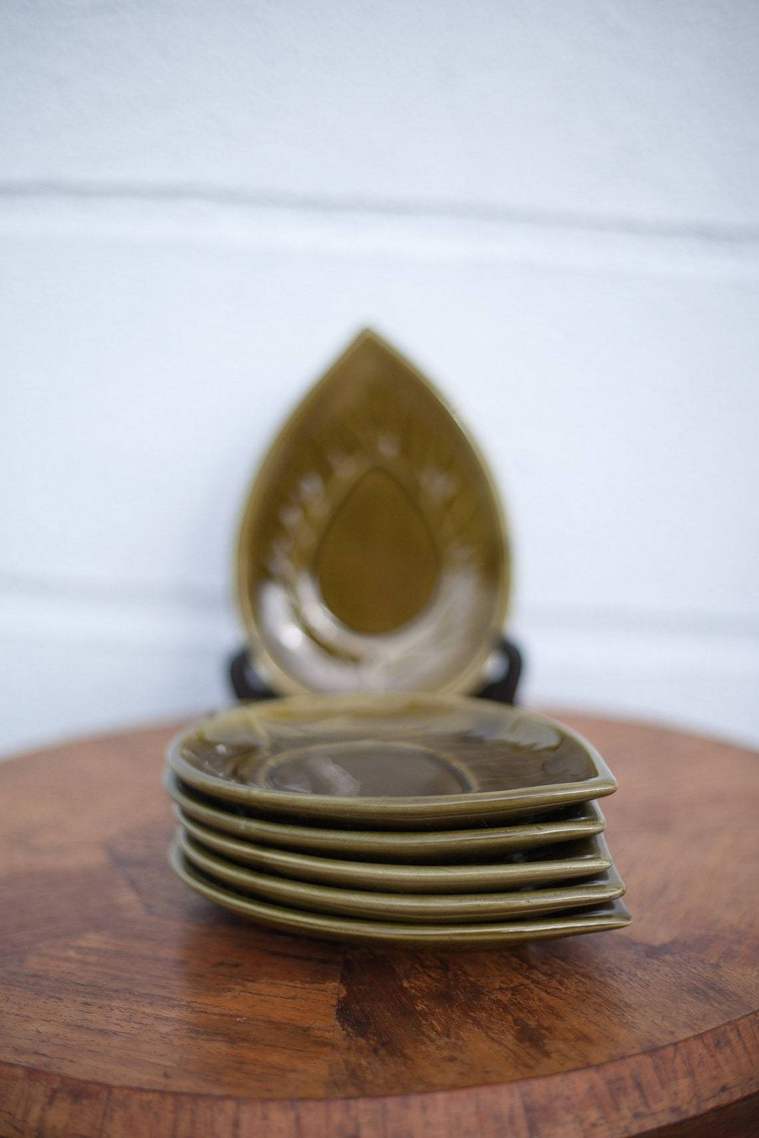 Service Ceramic Dish Secla Portugal X 6 , Dish Of Retro Olive Ceramic Leaves, Presentation Starter Dish, Tableware, Sheet Dish photo for sale