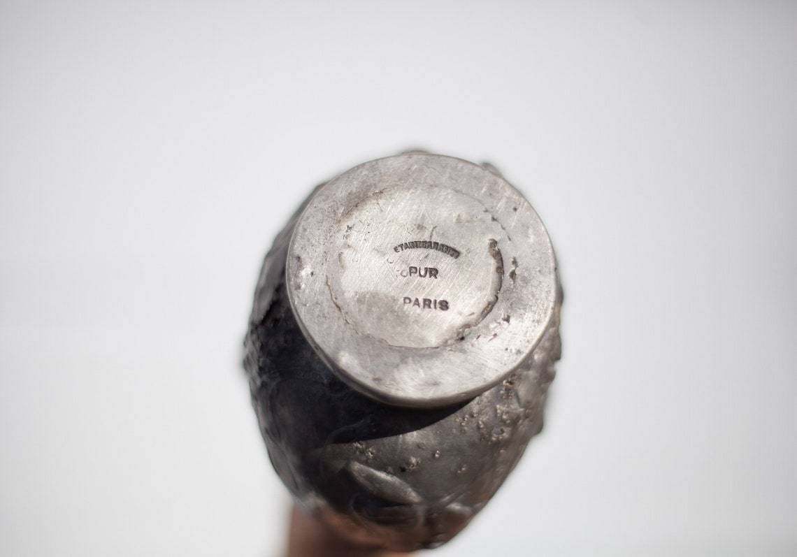 photo furniture Antique Tin Vase, Pure Tinplate Paris, Soliflore Tin Vase Pattern Flowers In Relief, Tinplate Art, Collection, Art Nouveau, Pewter Vase