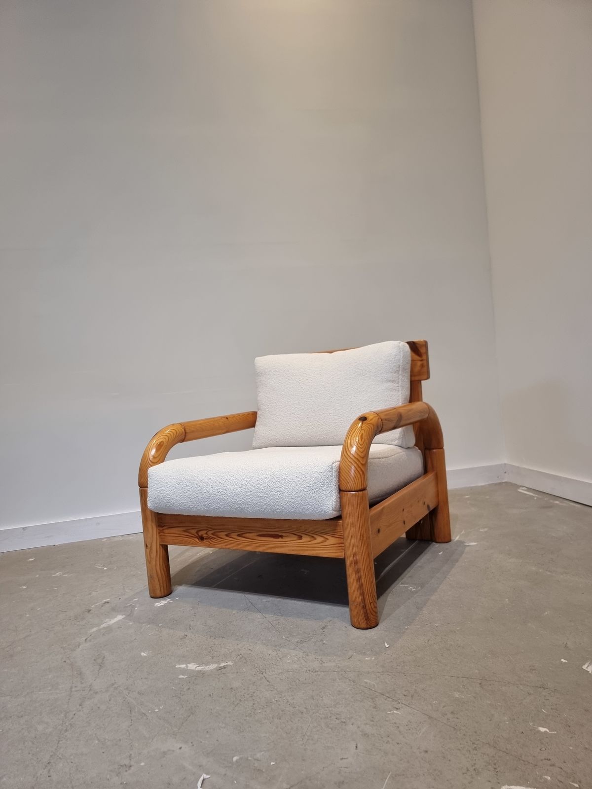 Daumillier Pine Teddy Easy Chair photo furniture