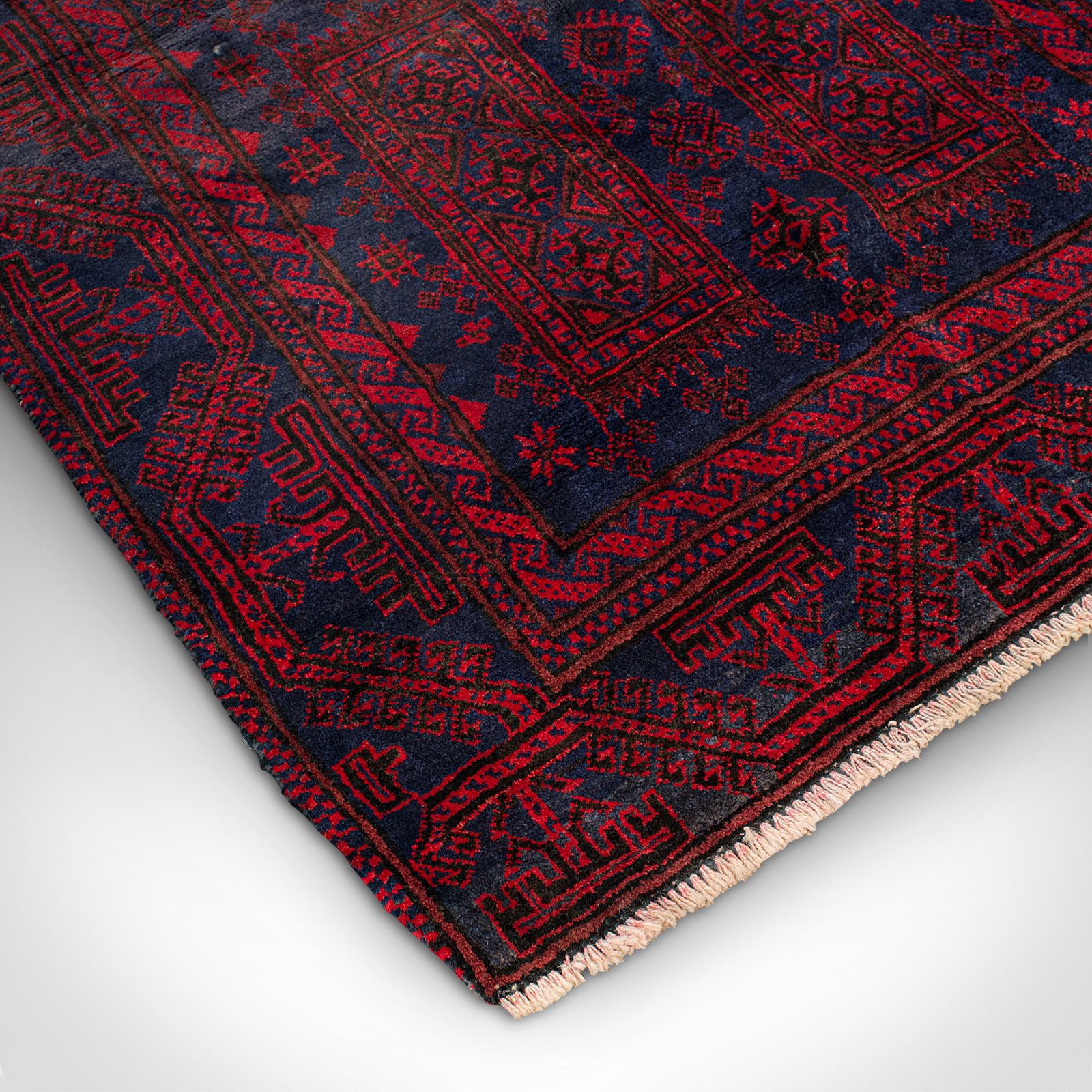 Vintage Decorative Baluchi Rug, Middle Eastern, Hall, Lounge Carpet, Circa 1930 photo 1125.0