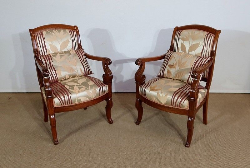 Pair Of Armchairs In Solid Mahogany, Restoration Period   Early 19th Century
