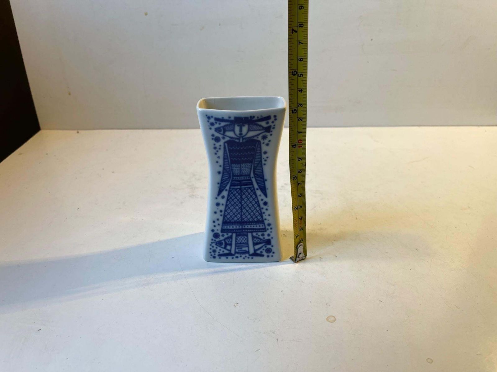 Scandinavian Modern Porcelain Vase By Arne Lindaas For Porsgrunn, 1960s photo 258.0