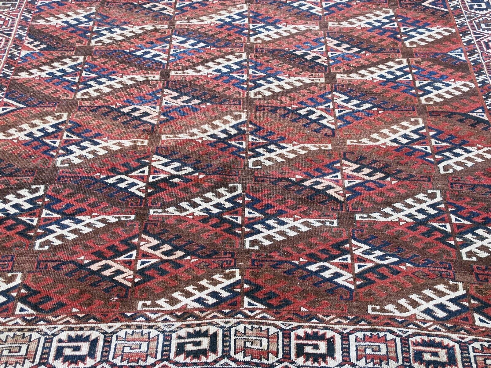 Fine Antique Yomud Tribal Main Carpet 1890 294x202cm photo furniture