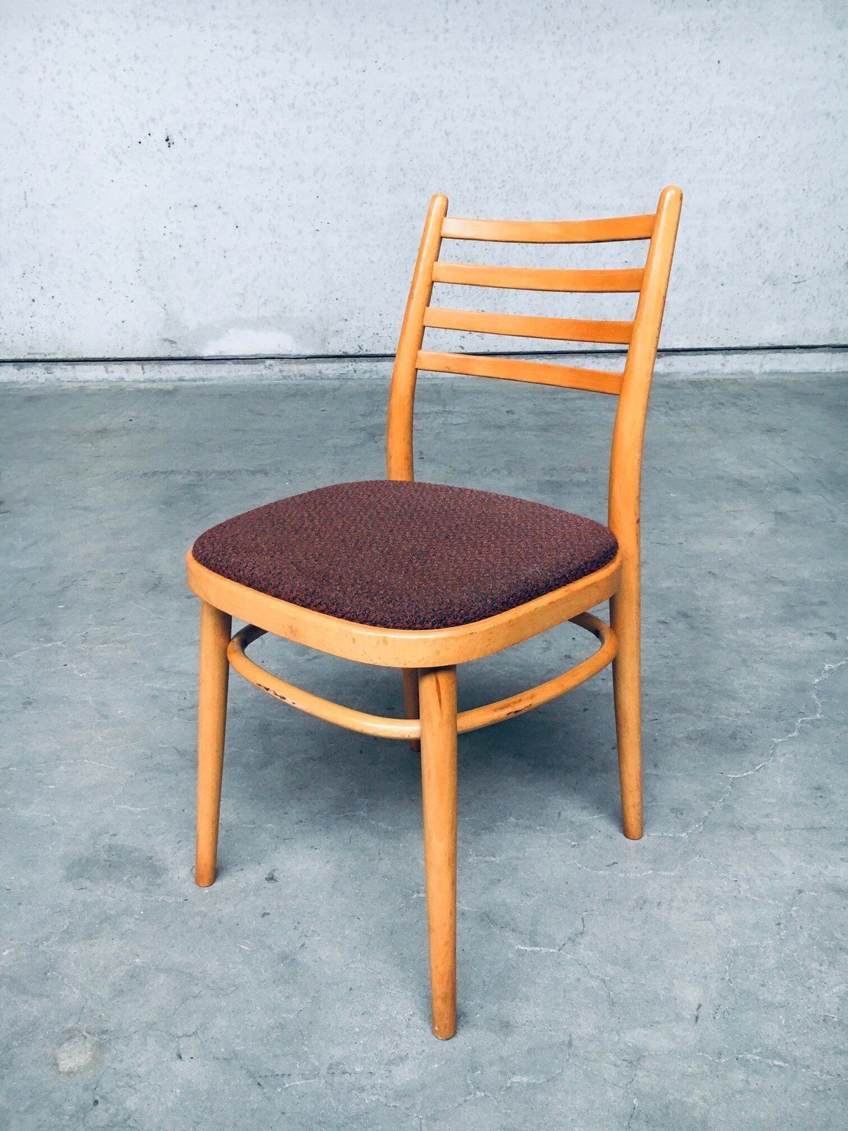 photo for sale Mid Century Modern Design Eetkamerstoelen Van Ton, 1968, Tsjecho Slowakije
