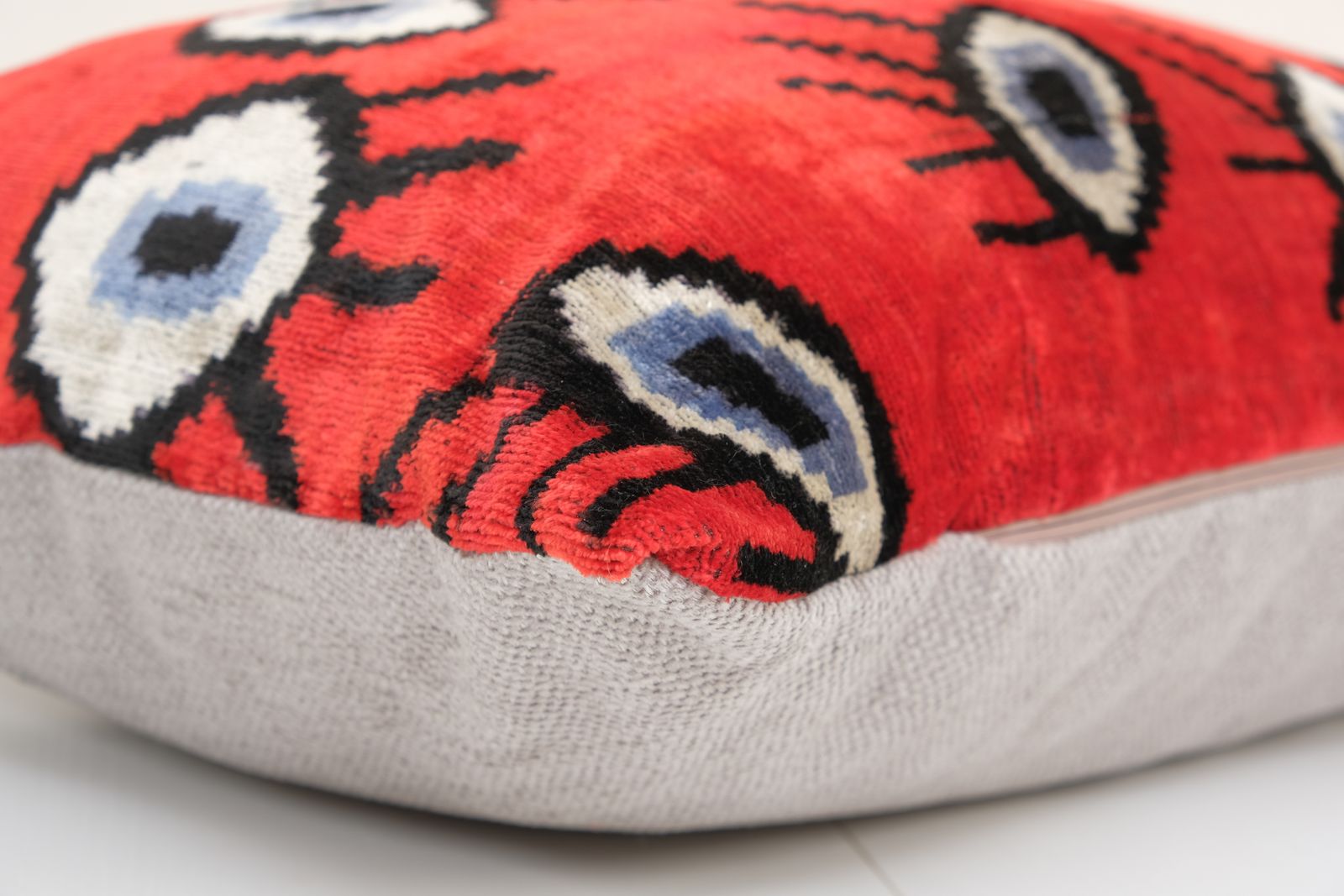 16" X 24" Ikat Eye Red Pillow Pillow Cover   Silk Ethnic Velvet Lumbar Pillow Cover   Ethnic Decorative Pillow   Velvet Ikat Pillow photo Textiles