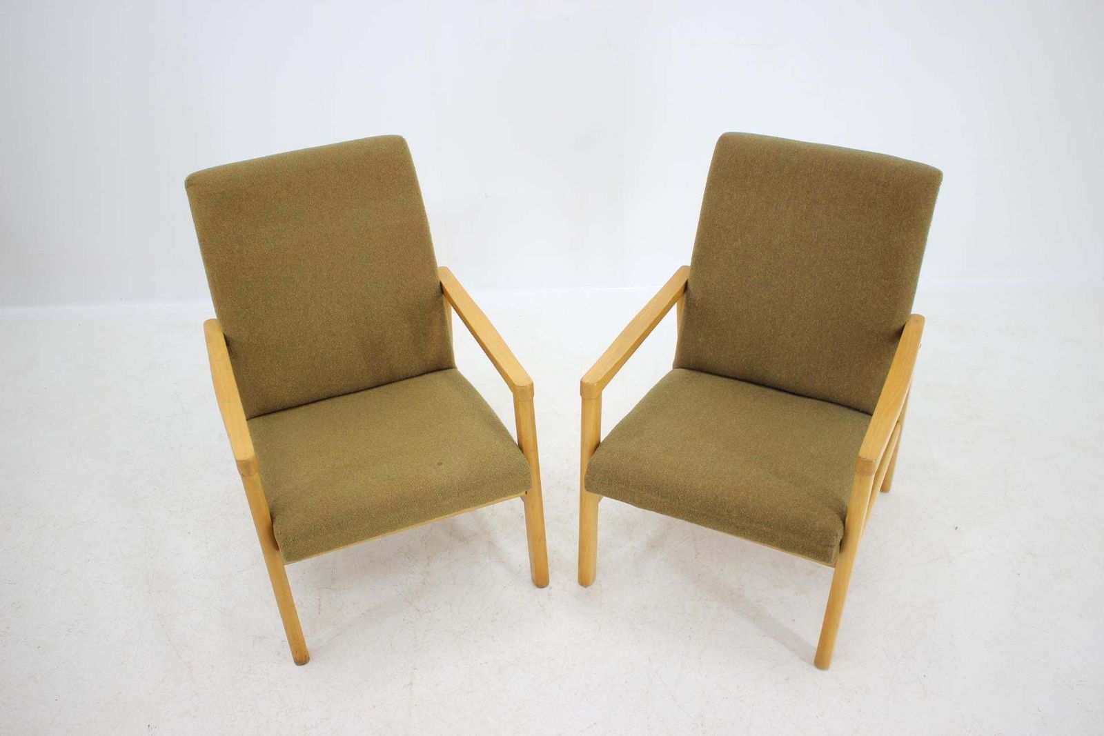 1960s Pair Of Beech Armchairs Czechoslovakia photo 538.0
