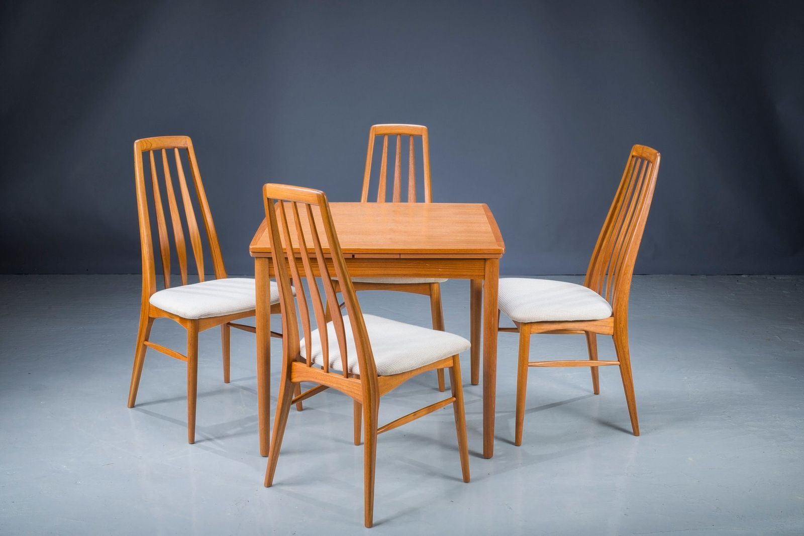 photo furniture Mid Century Eva Dining Chairs By Niels Koeefoed For Koefoed Hornslet, 1960s, Set Of 4