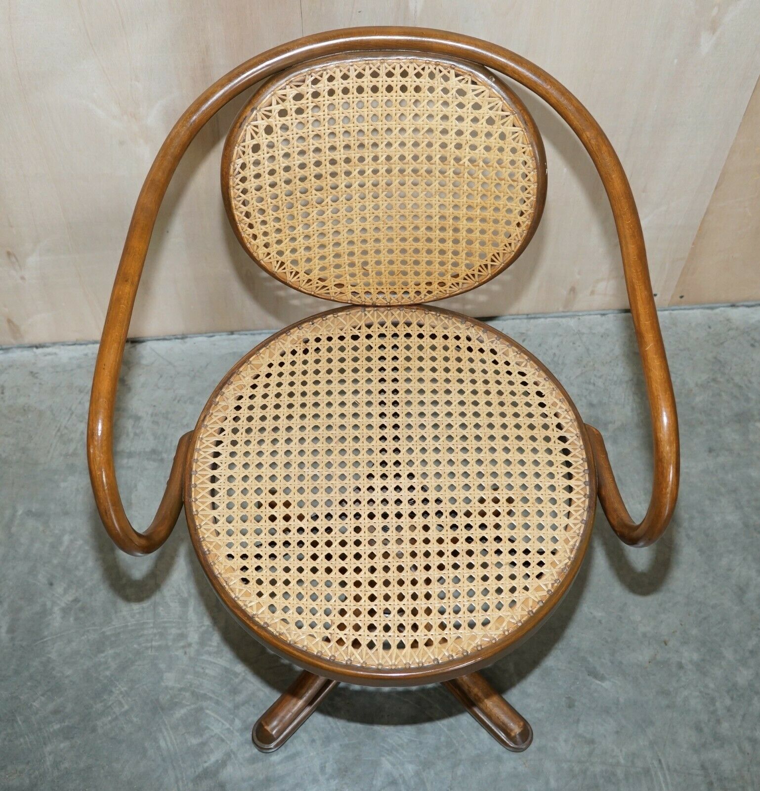 Six Original Stamped Thonet Swivel Bergere Armchairs photo vinterior