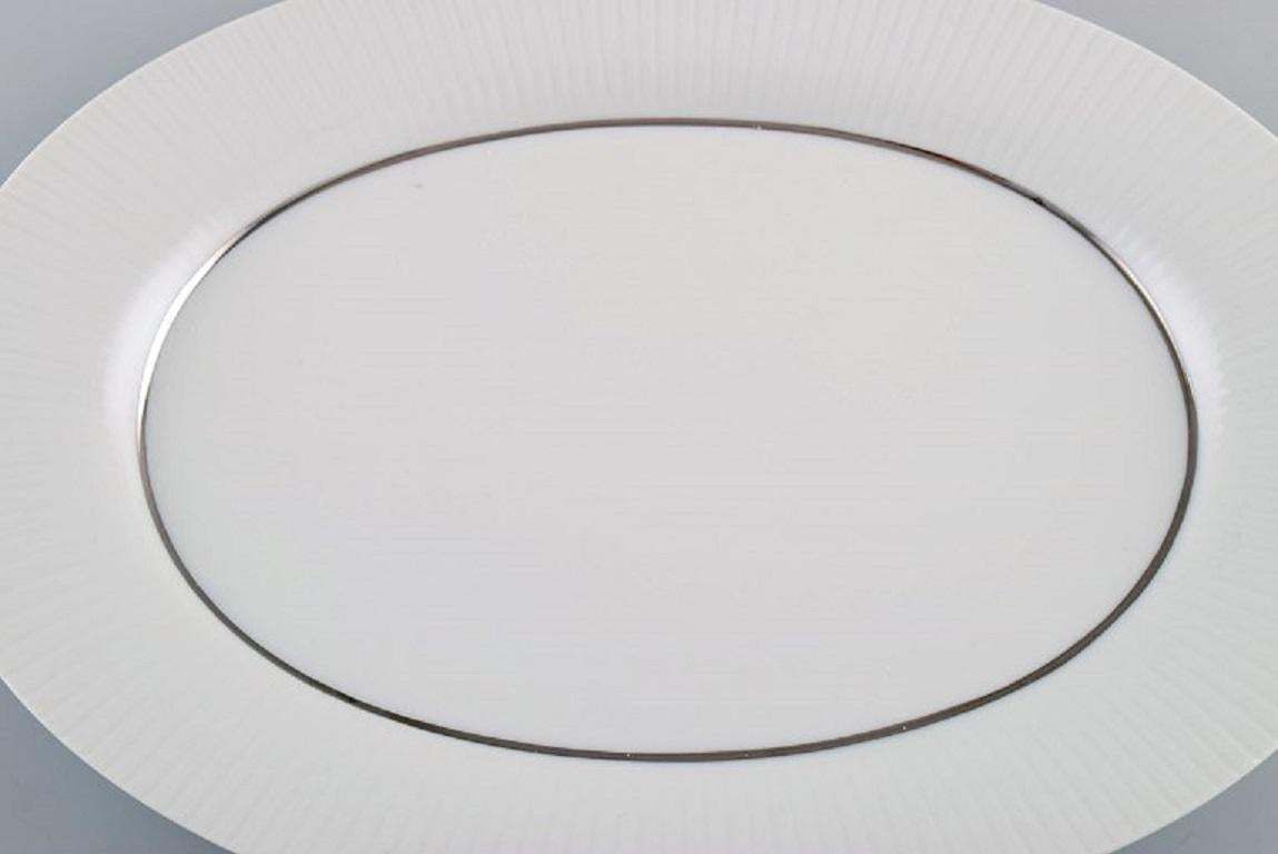 Tapio Wirkkala For Rosenthal, Rare Modulation Serving Dish In Fluted Porcelain photo for sale