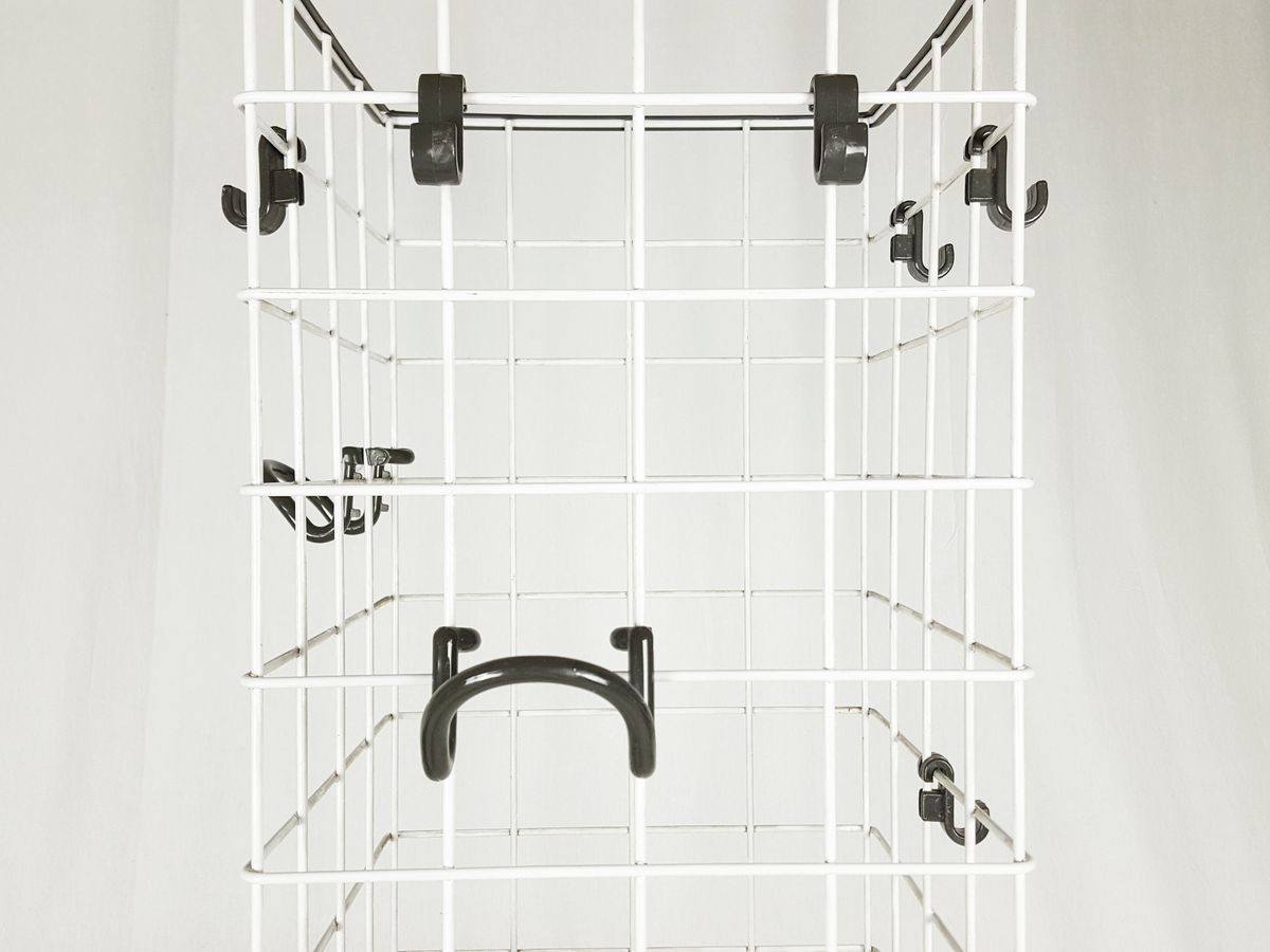 Reestanding 4788 Clothes Stand By Anna Castelli Ferrieri photo for sale