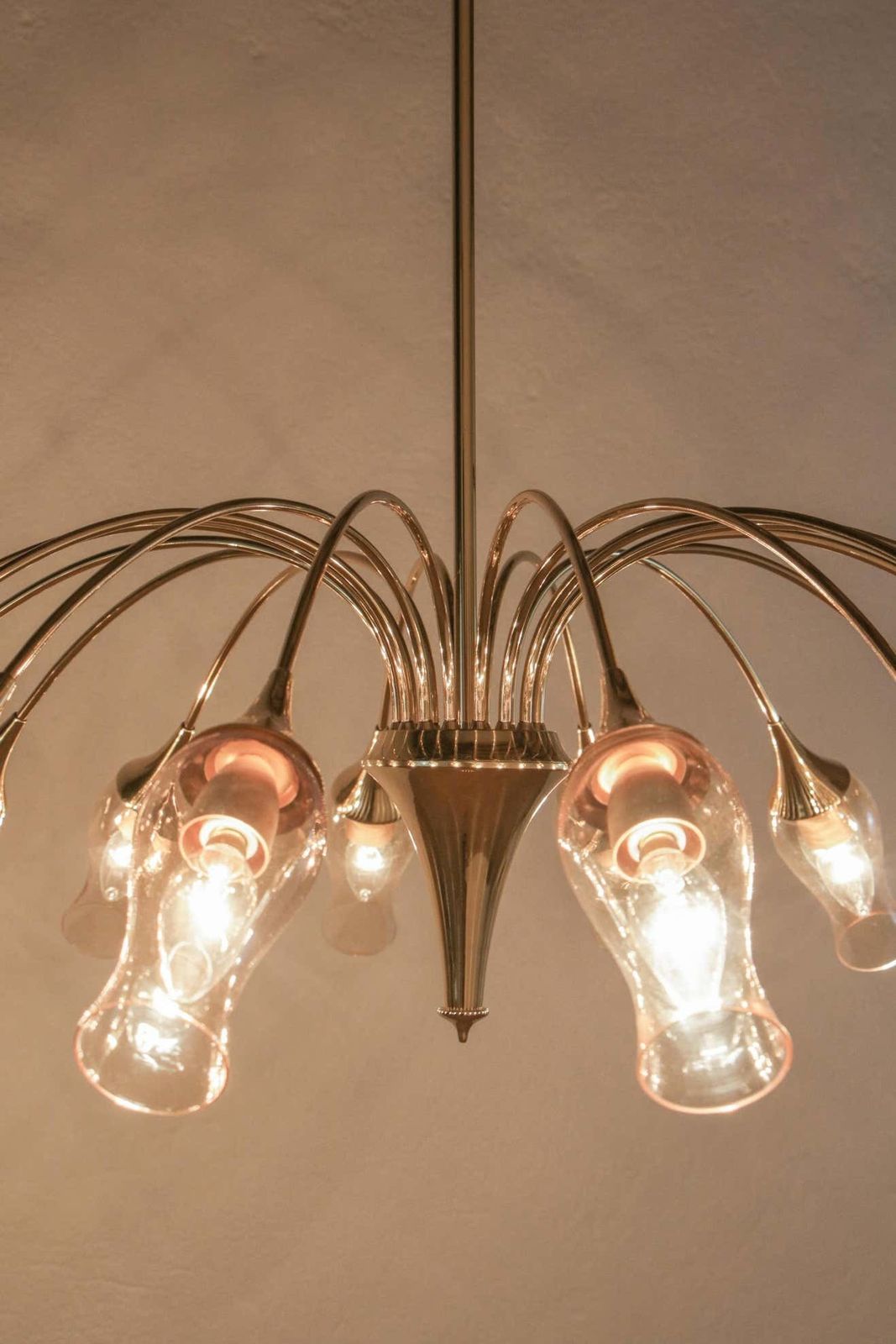 photo vintage Italian Mid Century Modern Big Spider Murano Glass Chandelier, Gold Color, 1950s