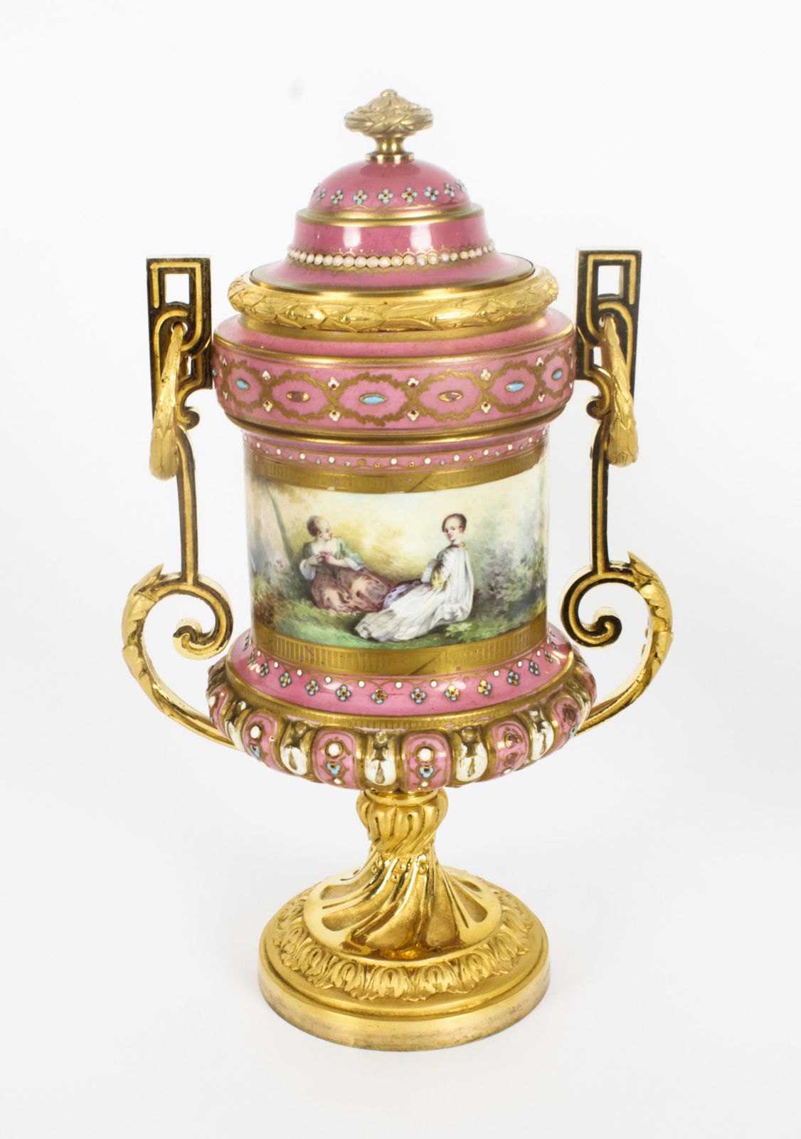 photo vintage Antique Pair French Ormolu Mounted Pink Sevres Lidded Vases 19th C