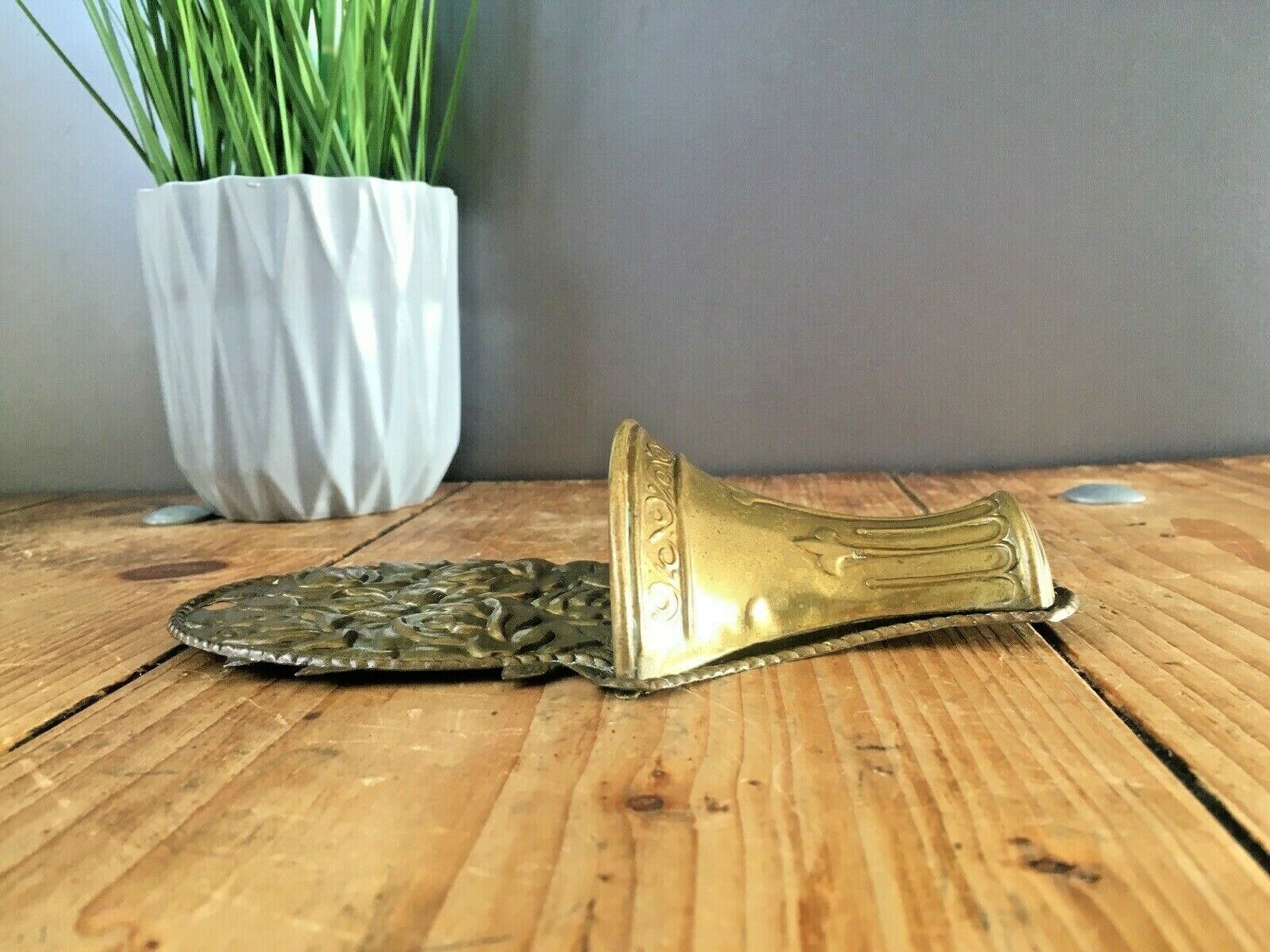Home Decor Fine Antique English Brass Repousse Work Wall Pocket Spill Vase Holder Rose 1052 photo