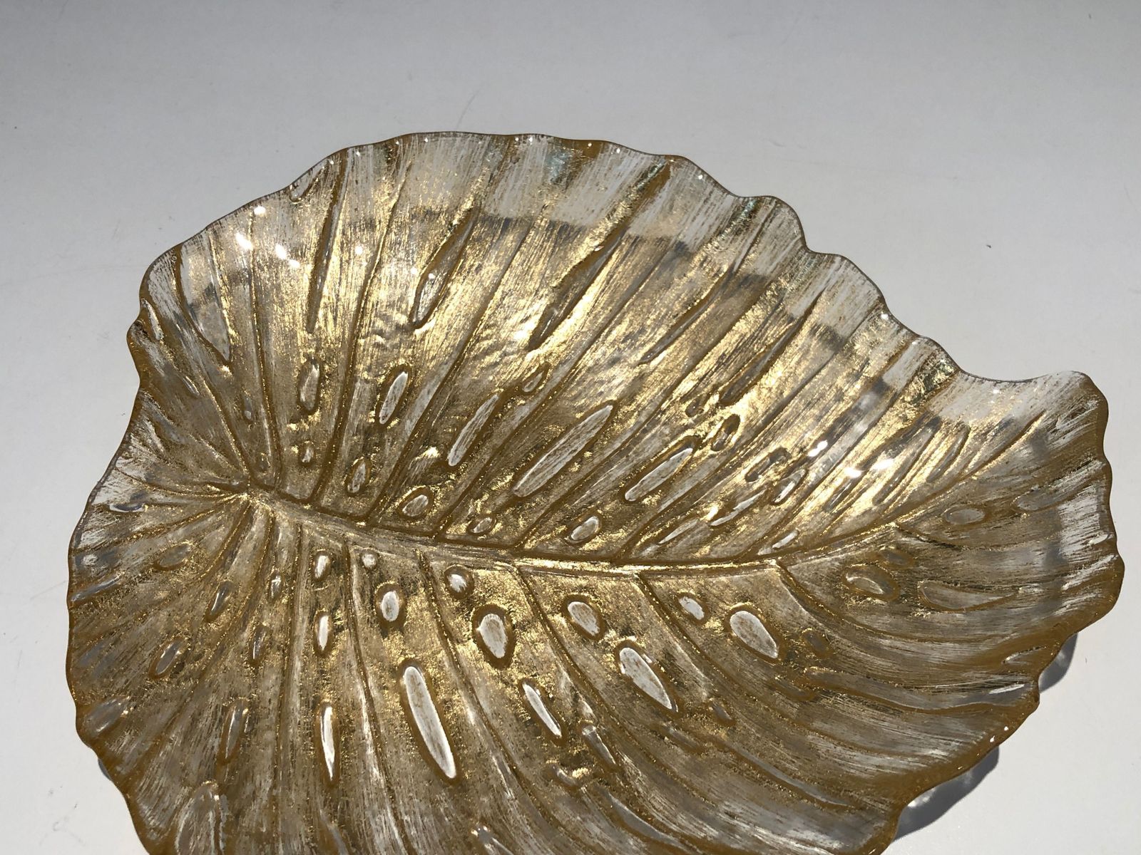 Murano Crystal Leaf Shaped Vide Pocket photo 450.0