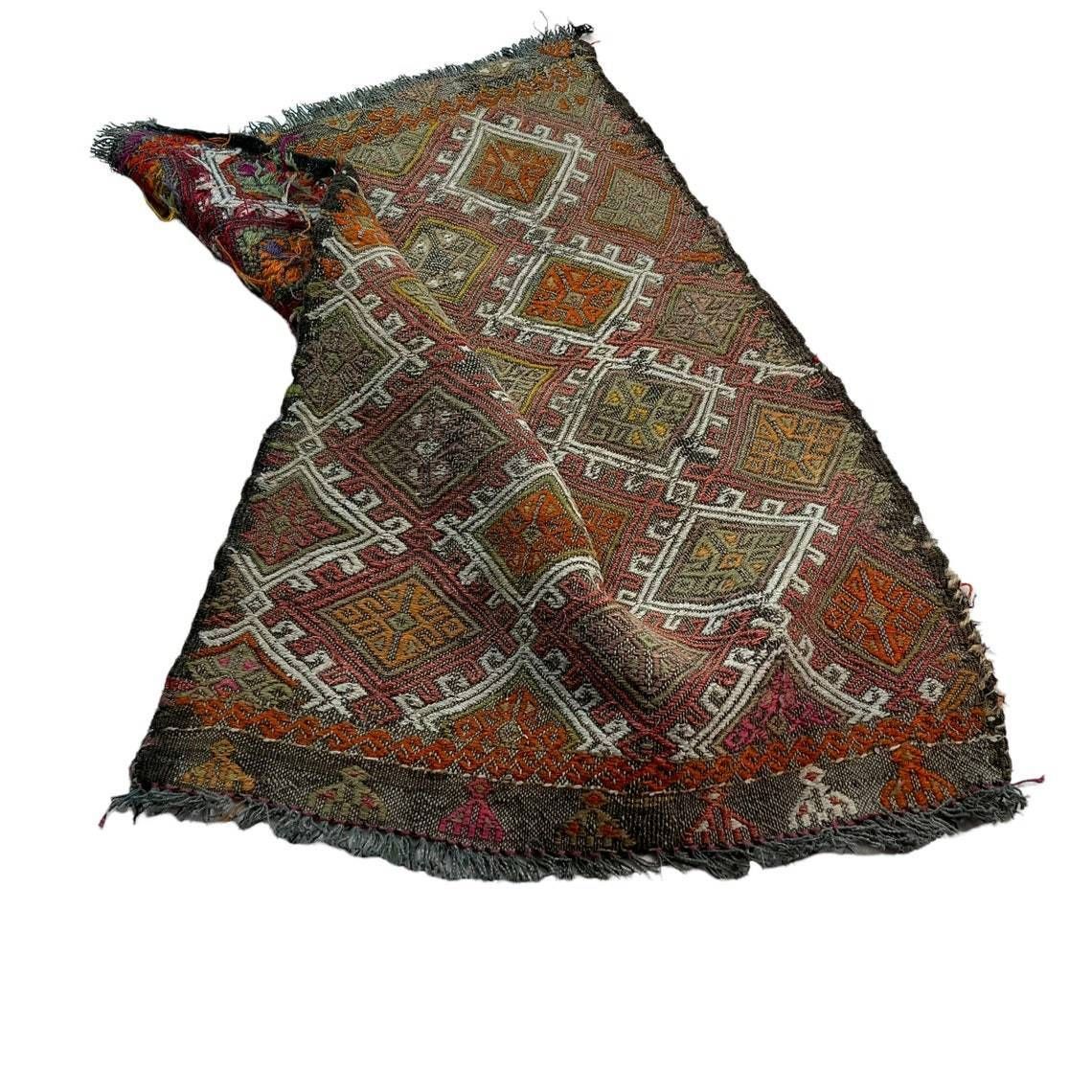 Traditional Turkish Mini Kilim Rug ,Vintage Anatolian Turkish Kelim 72 X 51 Cm photo furniture
