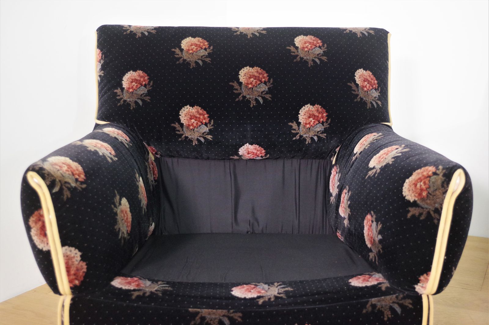 Chenille Flower Sofa, 70s, 1970s photo furniture