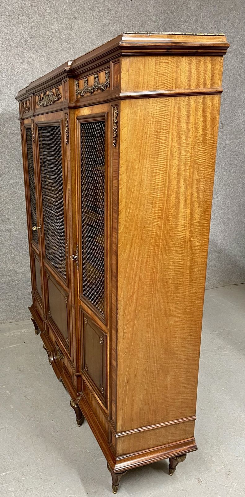 Quality French Kingwood & Mahogany Bookcase photo buy