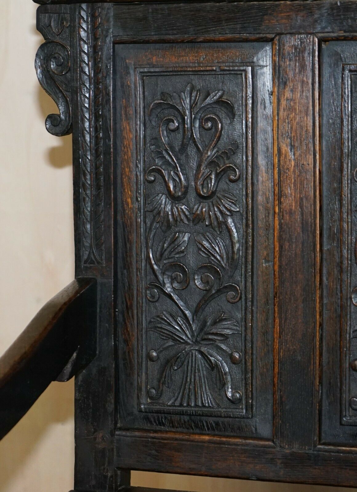 Fine & Rare Original 18th Century 1720 Wainscot Armchair Northern England Oak photo 2350.0