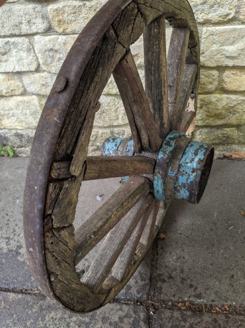 12 Spoke Cartwheel With Metal Rim photo furniture
