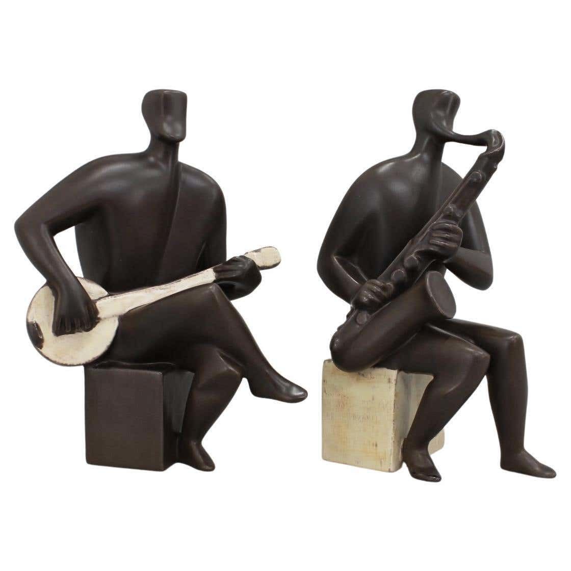 1970s Pair Of Ceramic Figurines Of Musicians, Czechoslovakia