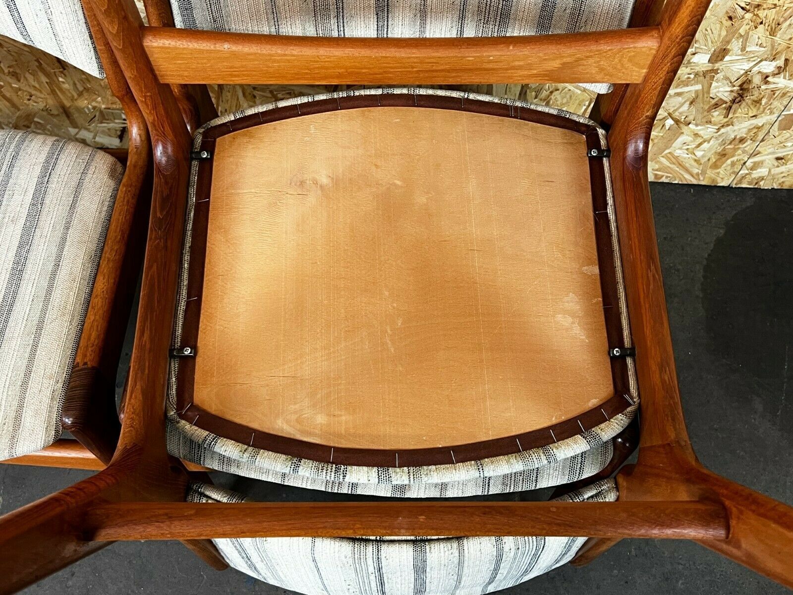 1082.0 4x 60s 70s Teak Chairs Chair Dining Chair Henning Kjaernulf Danish 60s photo