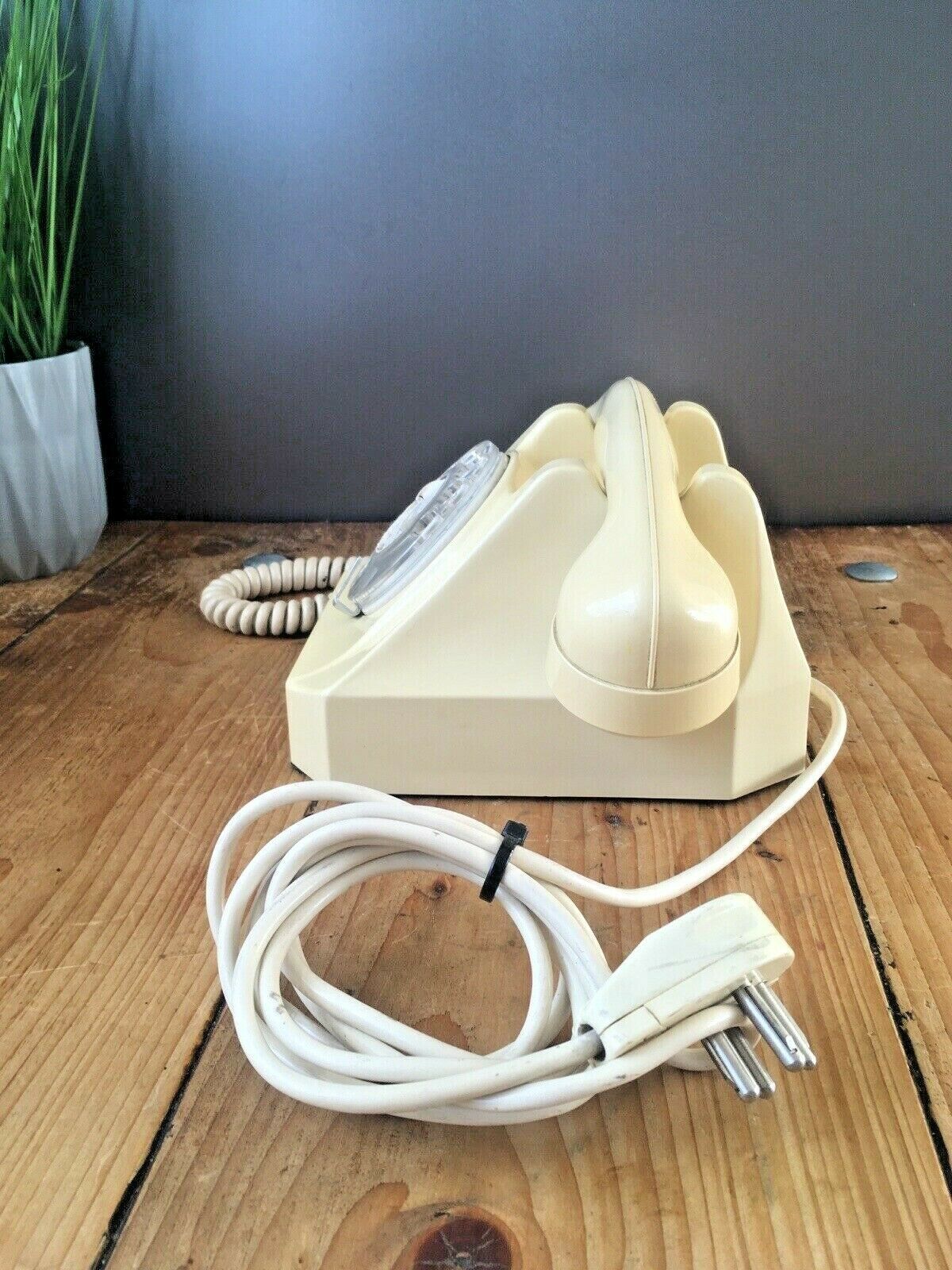 Art Deco Swiss German Weidmann Gfeller Bakelite Rotary Desk Phone Dial Landline Telephone photo Home Decor