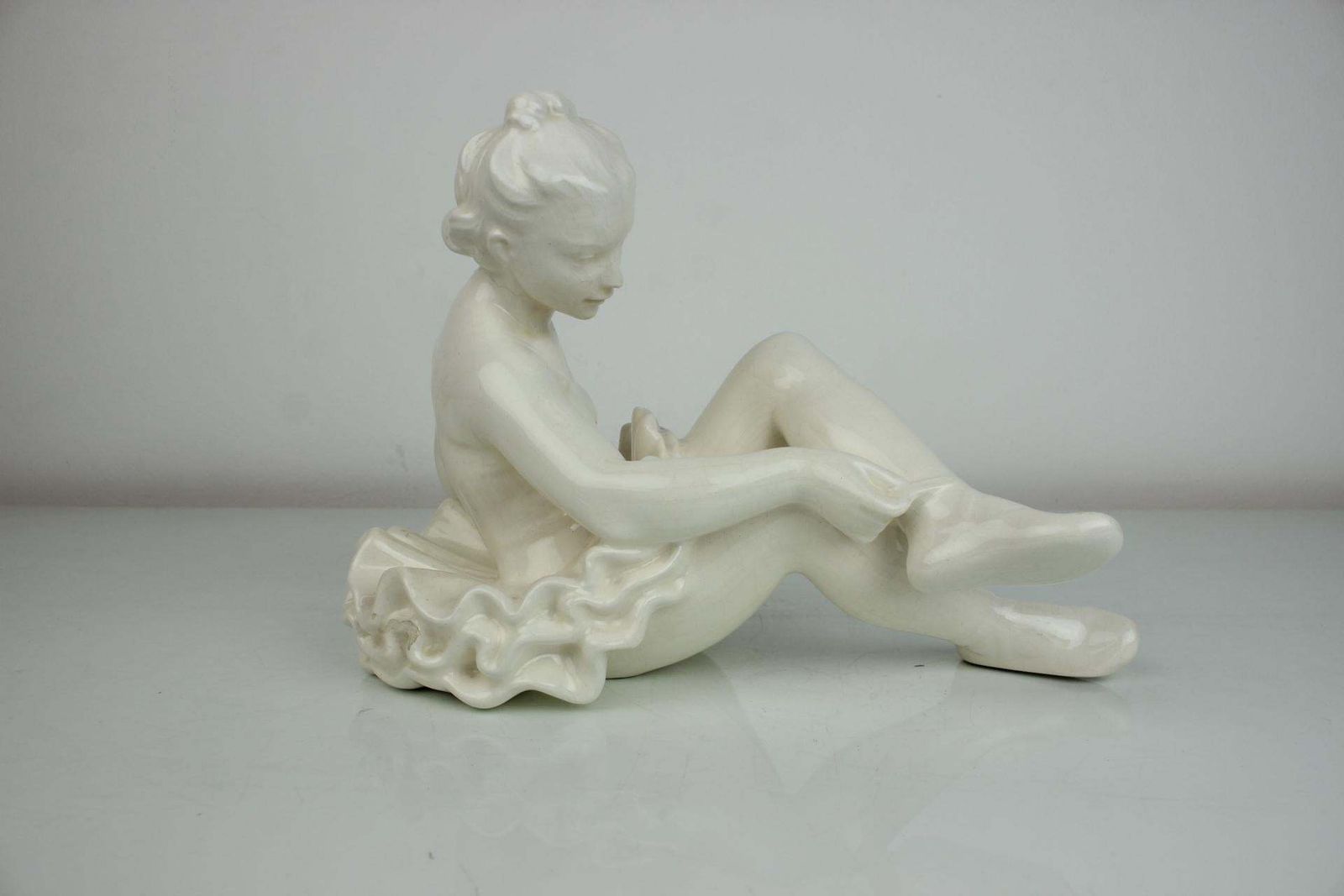 Porcelain Statue Ballerina, Czechoslovakia, 1962s photo furniture