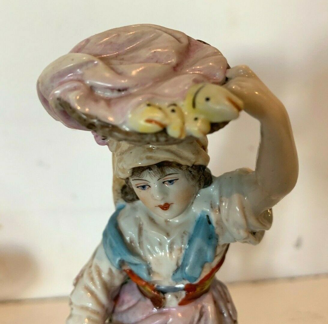 Group In Polychrome Porcelain "Return Of Fishing" XX Century photo 264.9279915