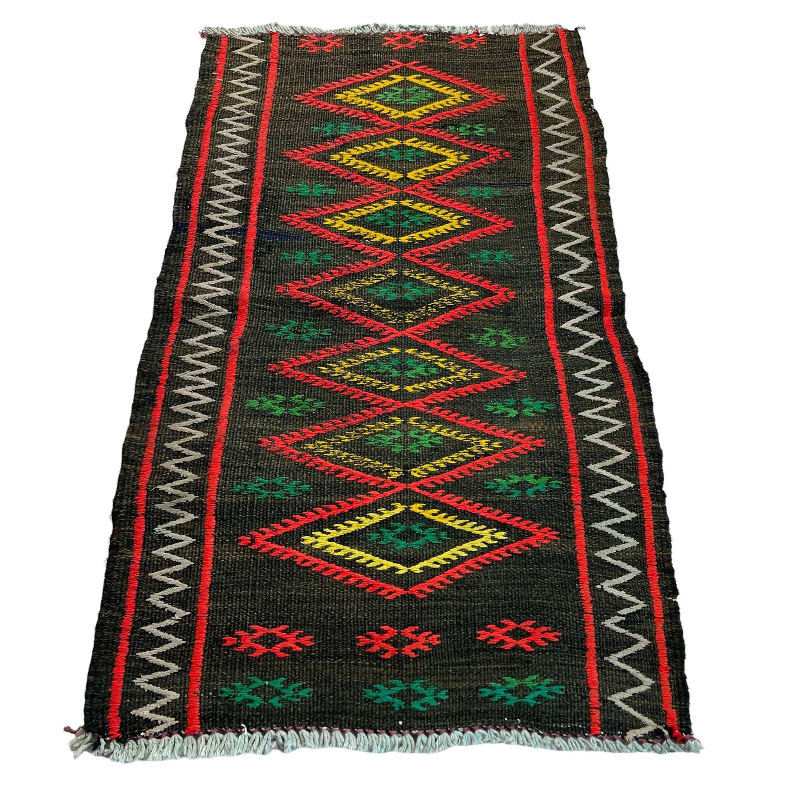 photo furniture Traditional Turkish Mini Kilim Rug , Vintage Anatolian Turkish Kilim Rug , 80 X 48 Cm
