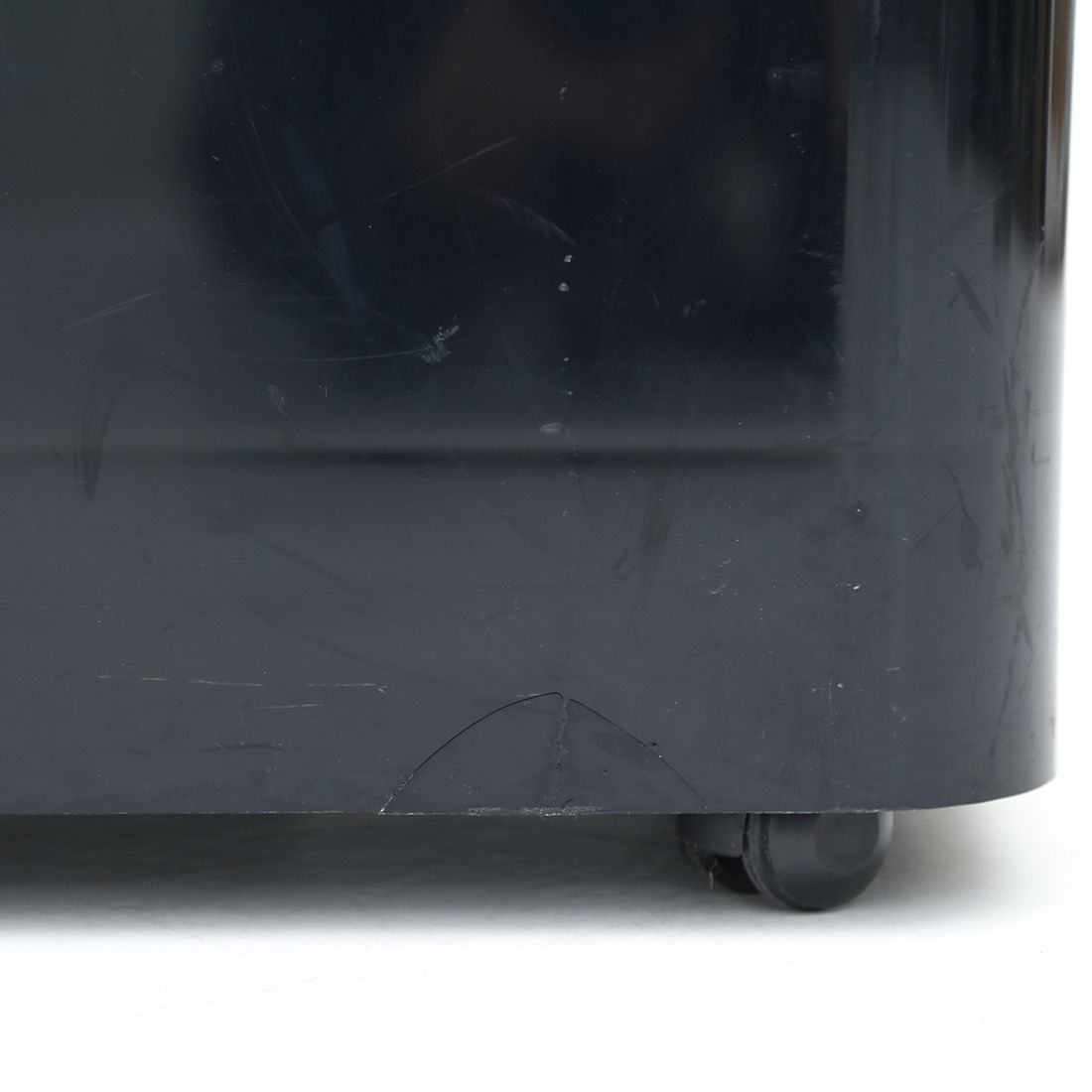 “Crescendo” Planter In Black Abs By Isao Hosoe For Bilumen, 1970s photo vintage