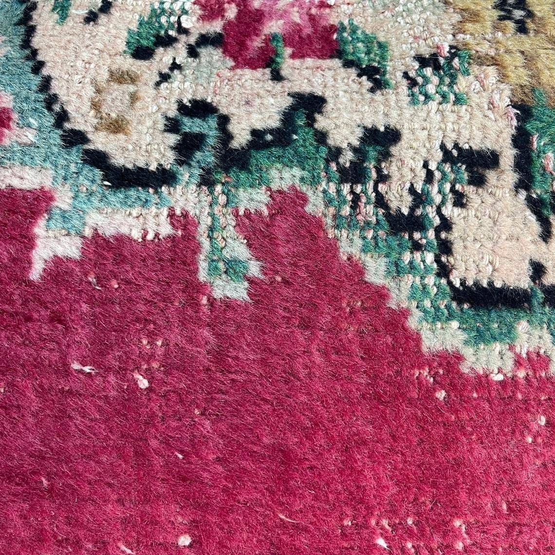 12'' X 20'' Vintage Hand Made Rug Cushion Cover, 30 X 50 Cm Decorative Rug Pillow Cover, Large Vintage Turkish Rug Cushion Cover photo Textiles